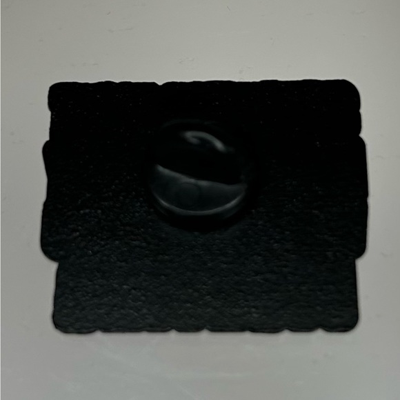 Lapel Pin - Picture 3 of 4